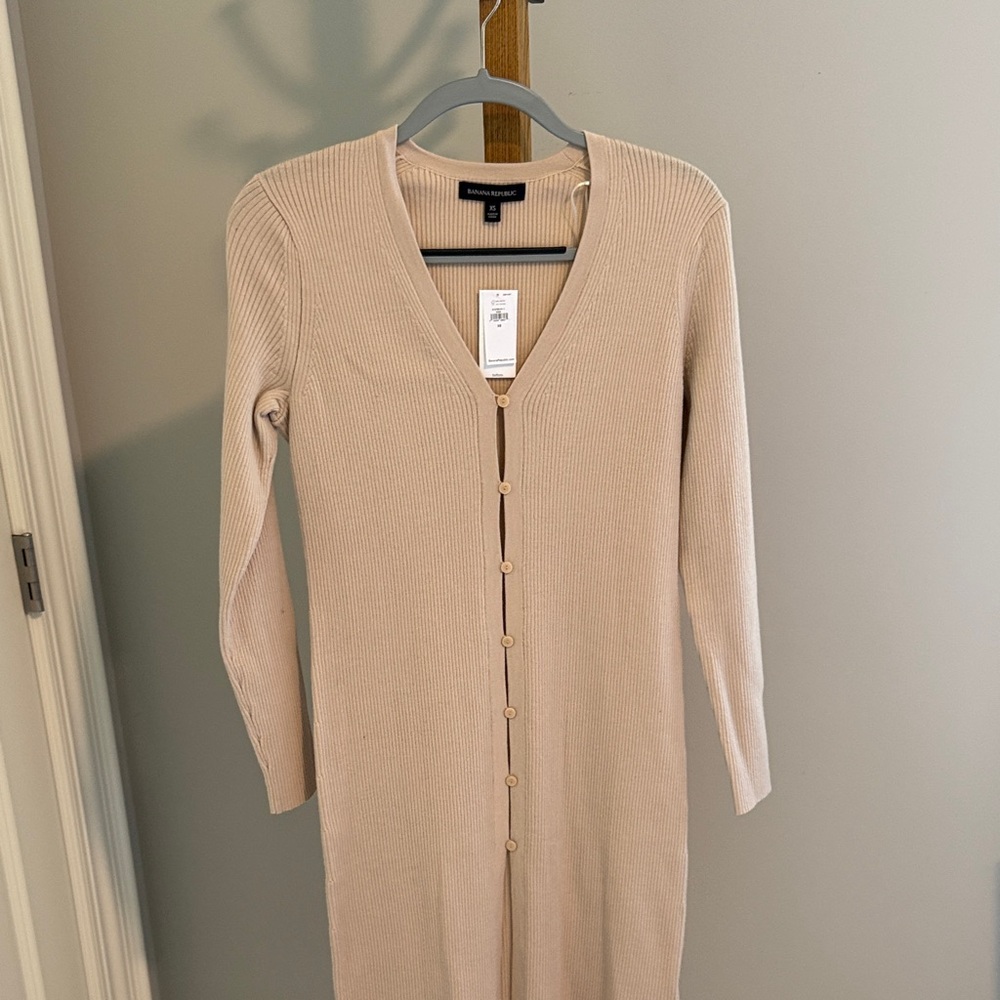 Banana Republic Beige Ribbed Long Sleeve Button-Front Dress